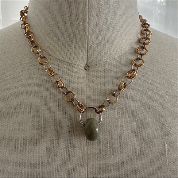 Bespoke jadeite minimalist choker - Picture 2 of 4